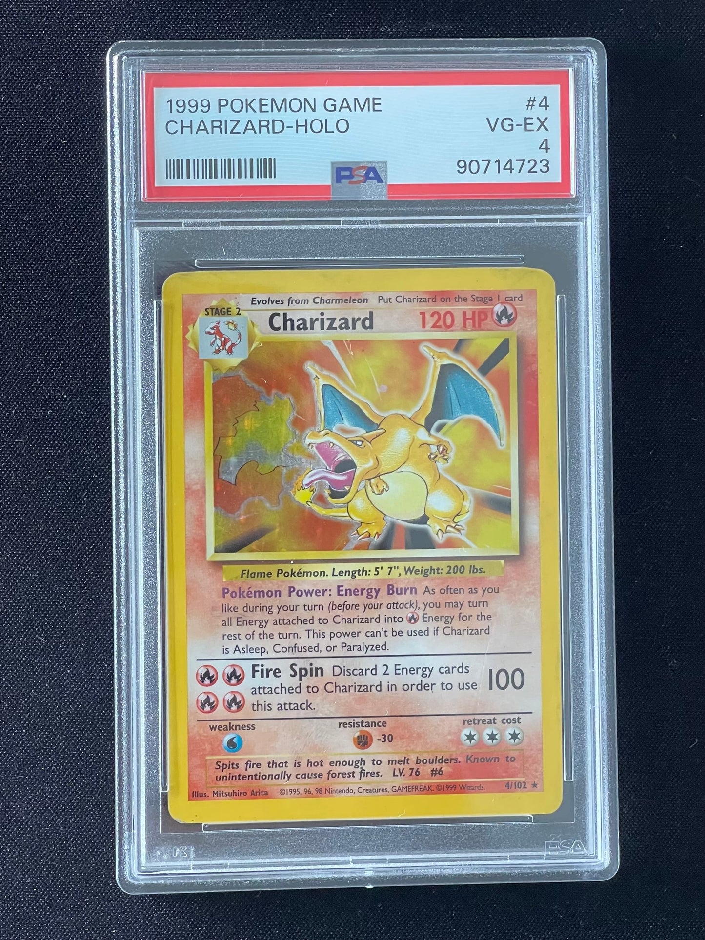 CHARIZARD HOLO - BASE - PSA 4